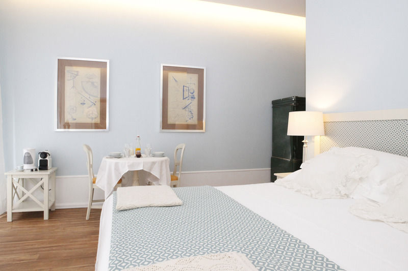 Alecrim Ao Chiado Hotel Lisbon Exterior photo